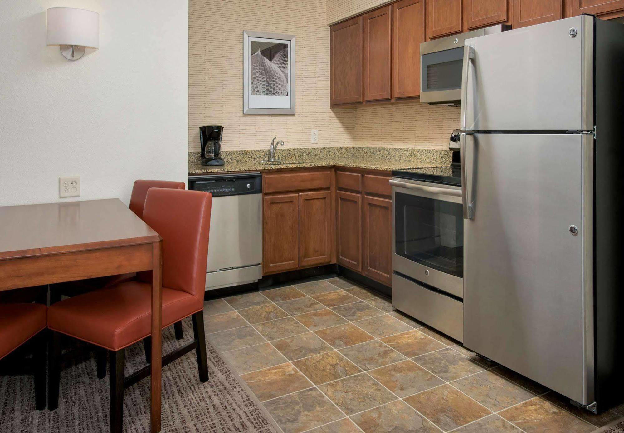 Hotel Long Island Hauppauge/islandia 3*